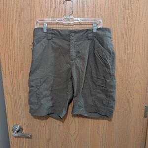 Duluth Trading Co Women's Gray Cargo Shorts